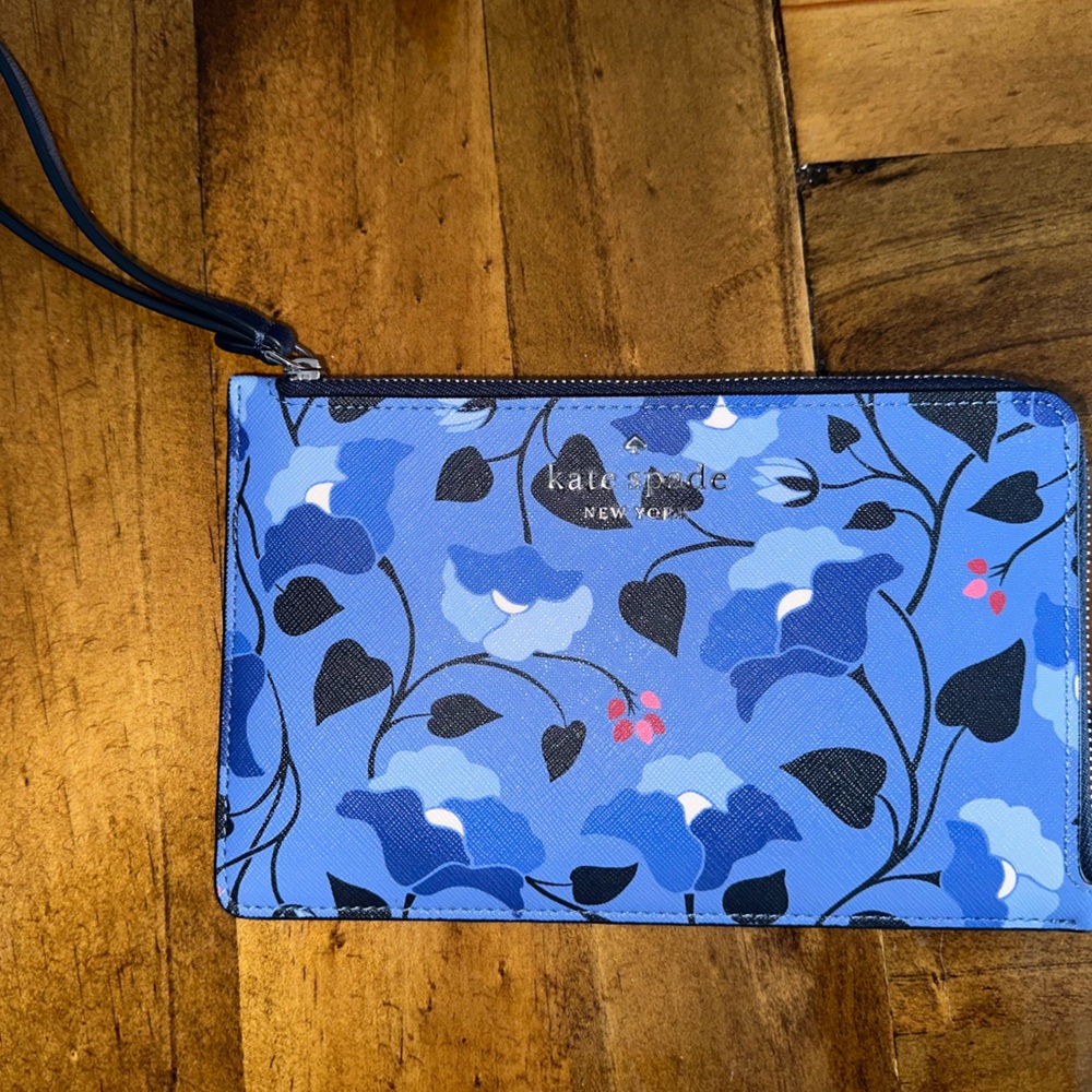 Kate Spade Wristlet